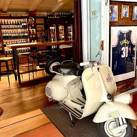 Casa Della Pizza - Parking Included Daire