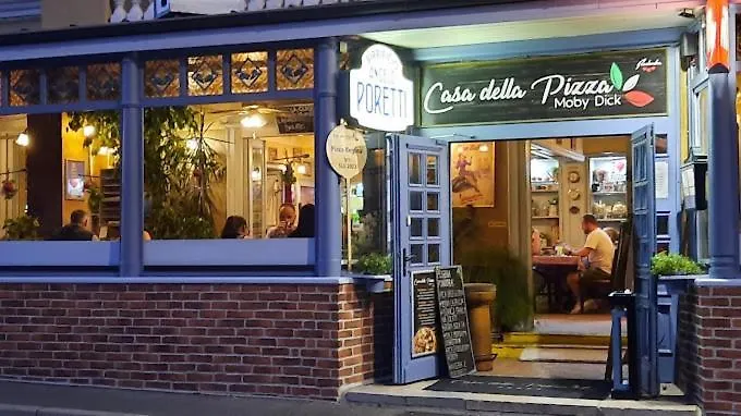 Casa Della Pizza - Parking Included アパート